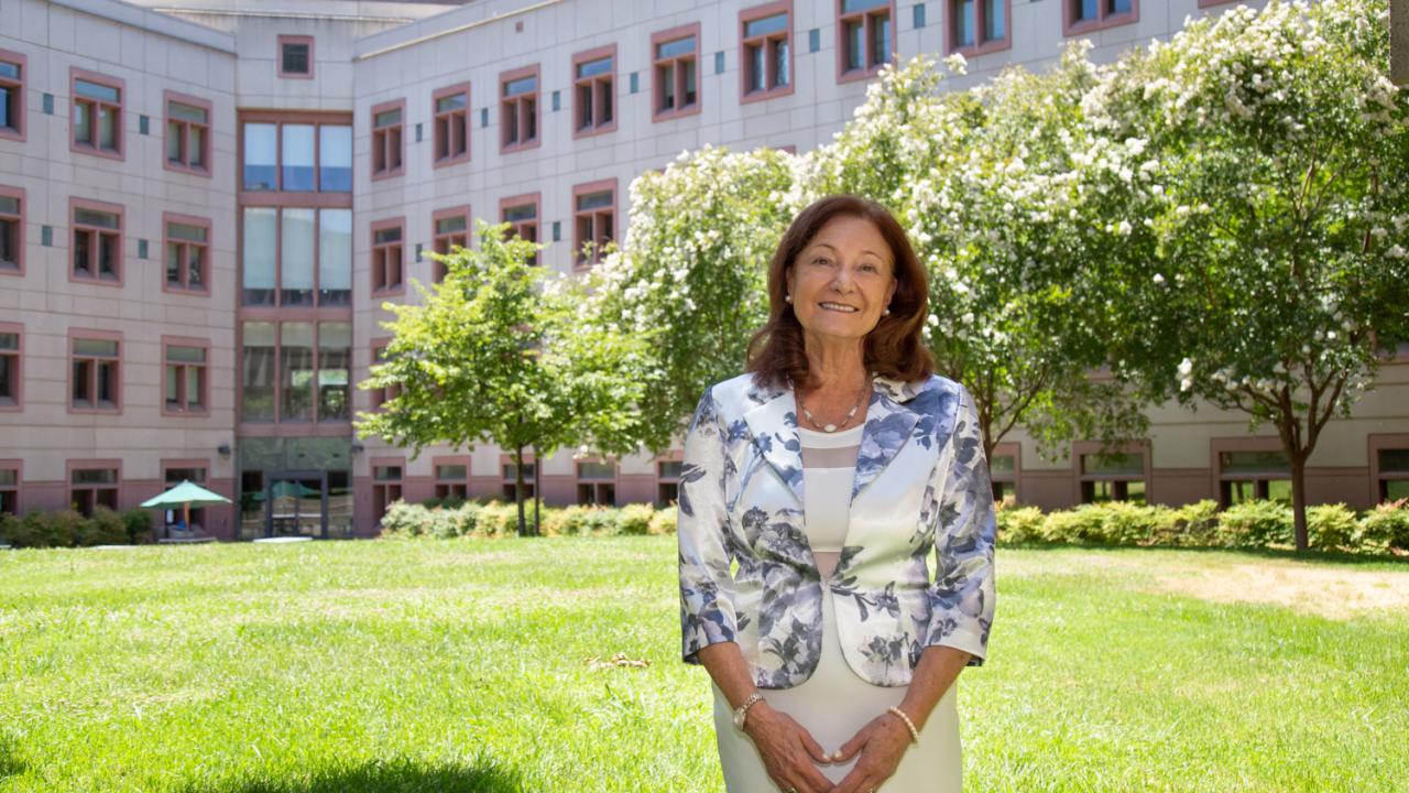 In honor of her late husband's memory, Lin Weaver and her family created the David L. Weaver Award, which will provide funding for researchers in the neuroscience field. David Slipher/UC Davis Lin Weaver stands in the courtyard outside the Life Sciences Building. David Slipher/UC Davis
