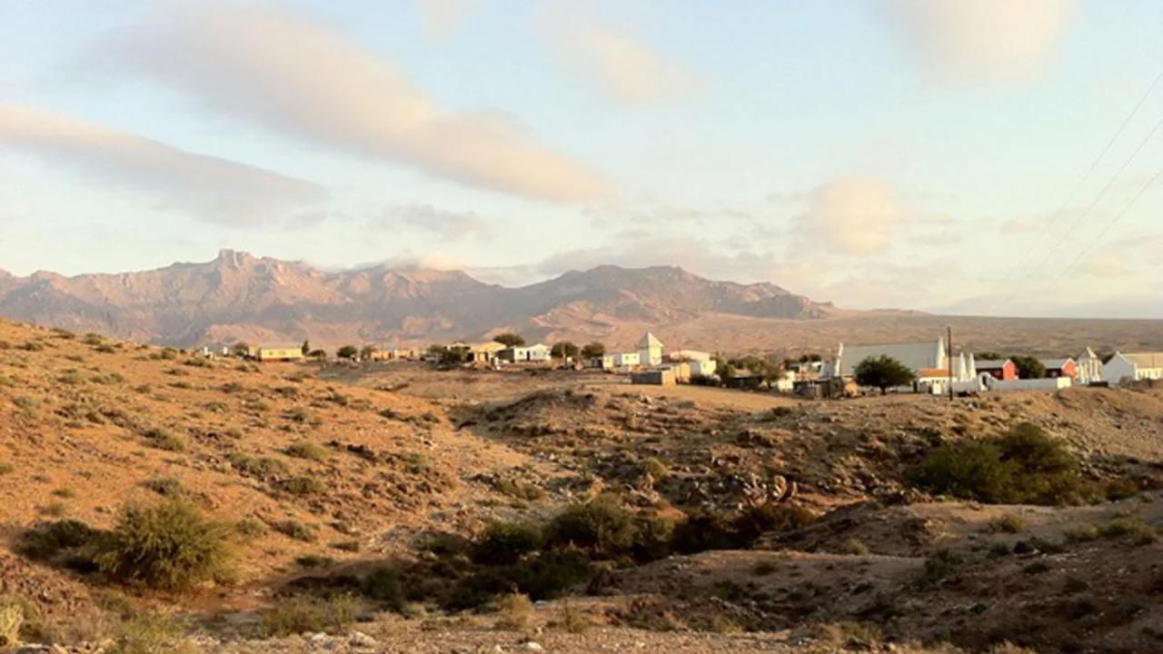 Photo of rural town in a dry, grassy area