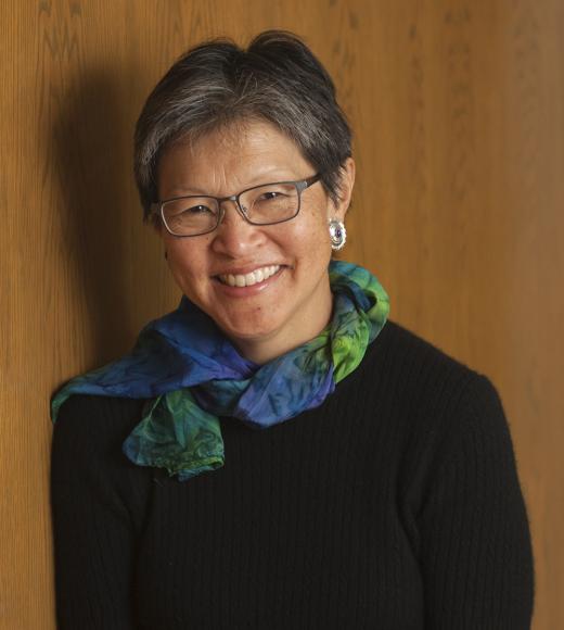 Carole Hom headshot