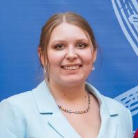 Sabrina Mederos headshot