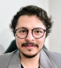 Felipe Headshot